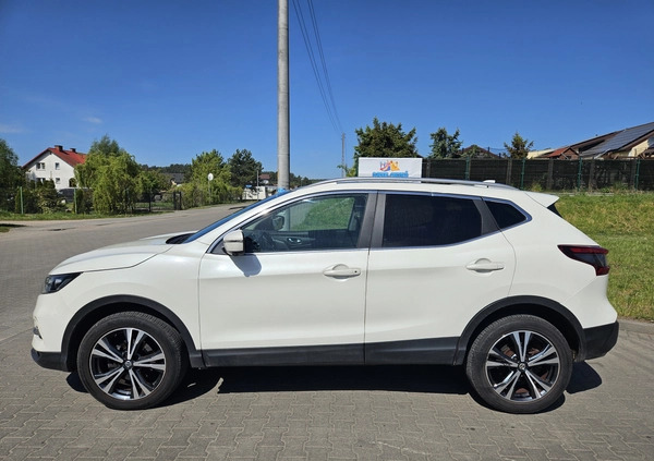 Nissan Qashqai cena 53600 przebieg: 128000, rok produkcji 2018 z Głuszyca małe 67